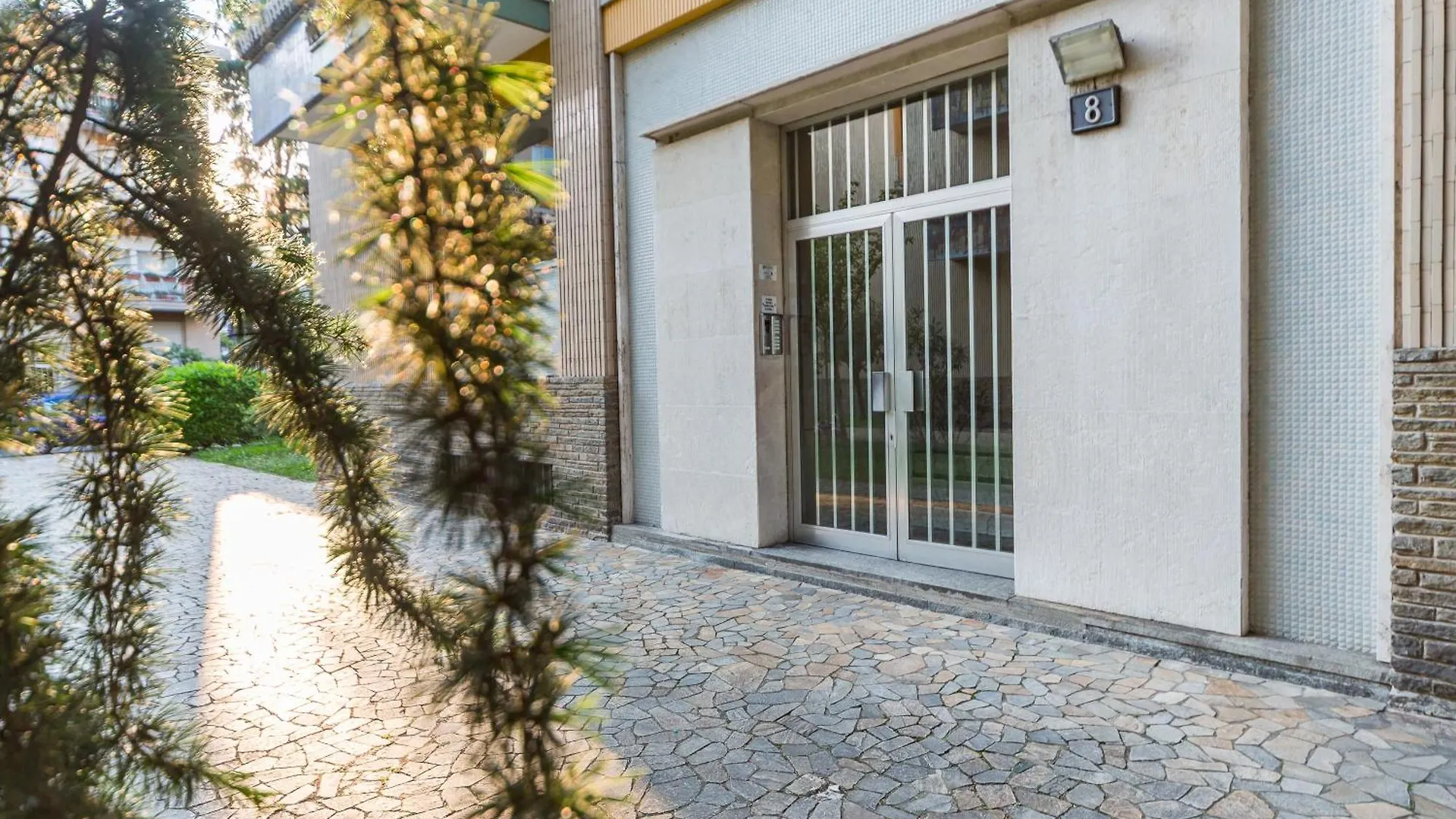 Garden Flat Apartment Milan