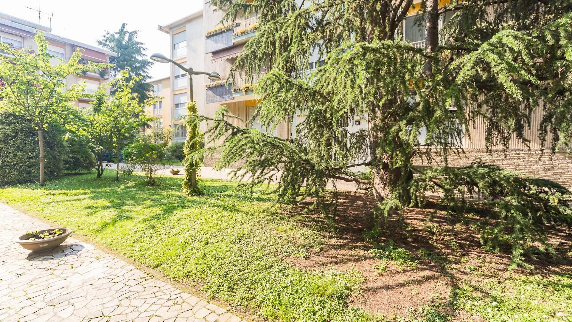 Garden Flat Apartment Milan